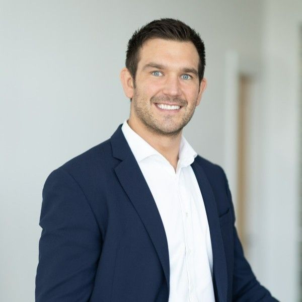 Ross Hackney Headshot