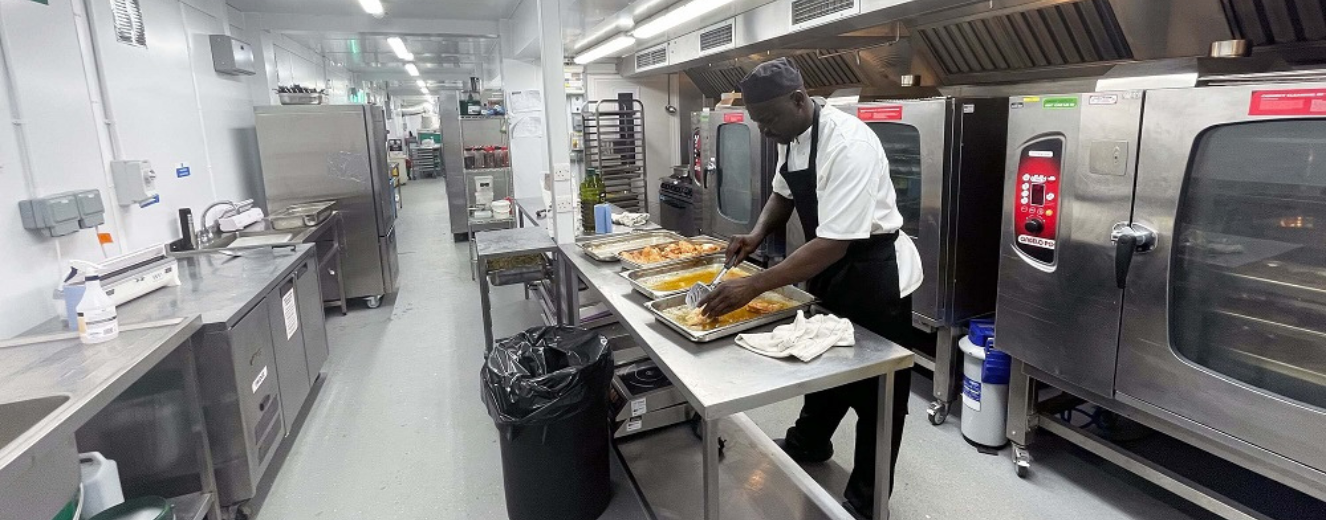 ¿Qué es el Servicio Integral de Lowe Rental que Proporcionan con Cada Cocina Temporal?